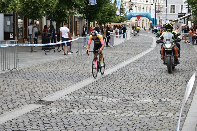 球员表现不 球员表现不